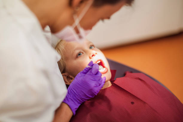 Best Emergency Gum Treatment in Royal Palm Estates, FL
